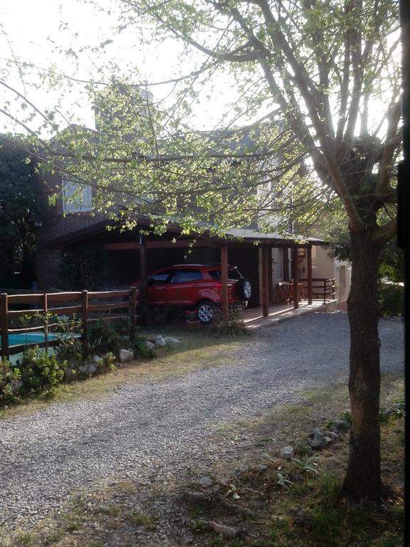 Cabanas El Dominador La Falda Exterior foto
