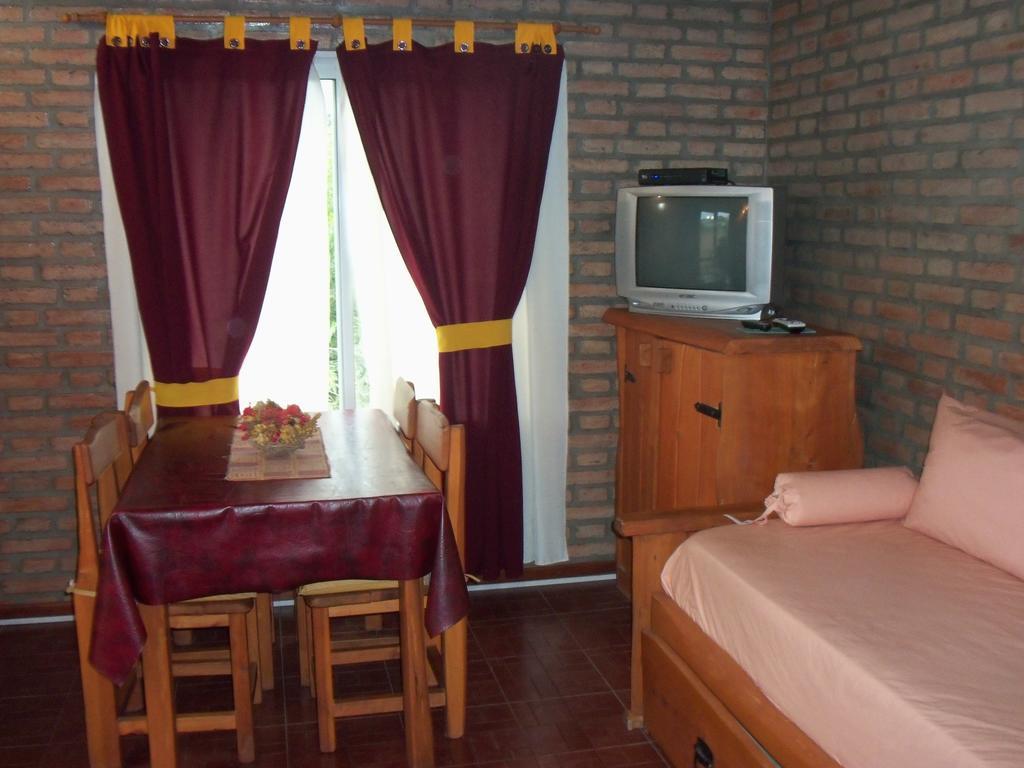 Cabanas El Dominador La Falda Habitación foto