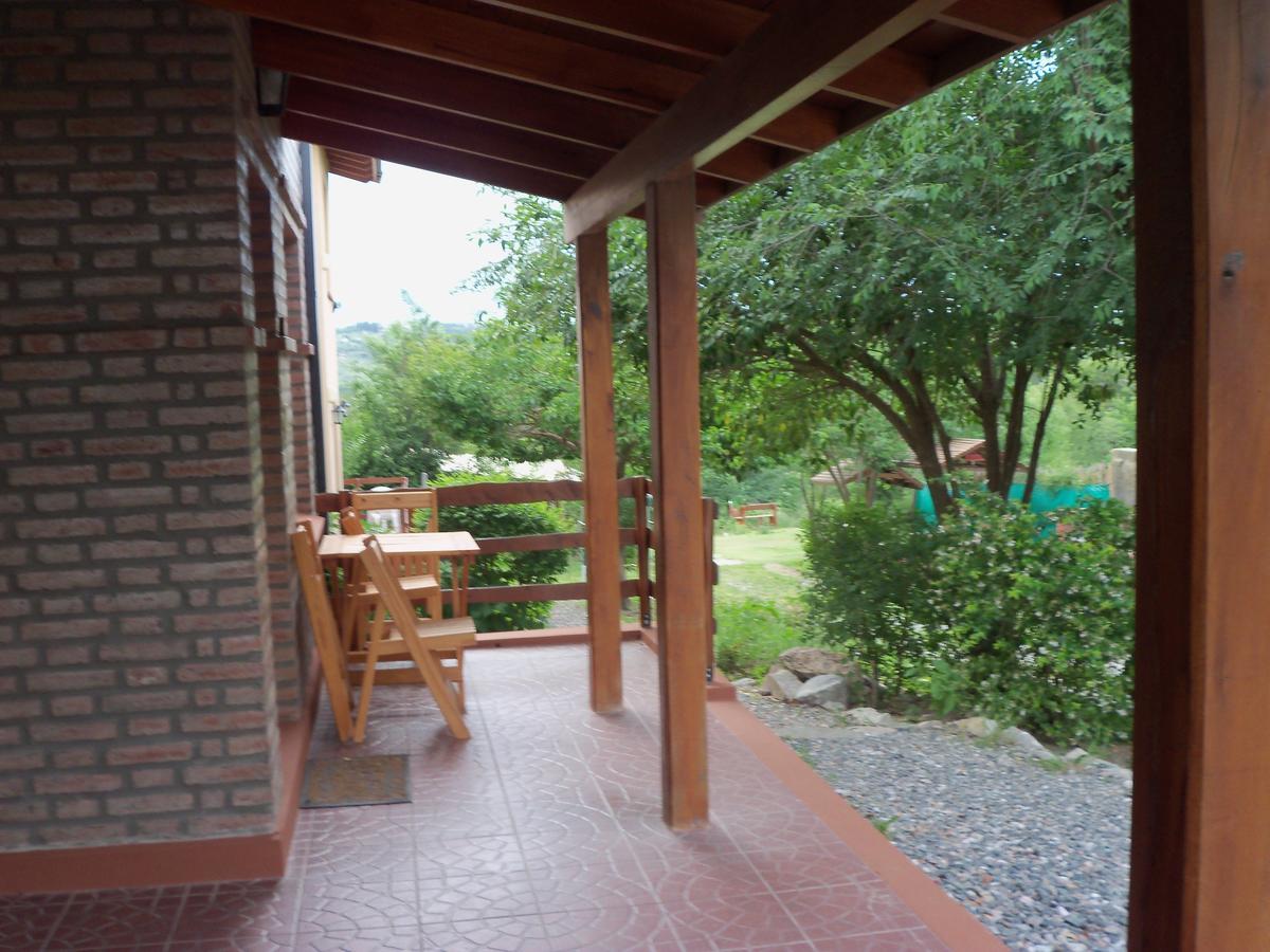 Cabanas El Dominador La Falda Exterior foto